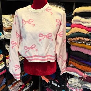 413. Pink Bow Knit sweater. Large
